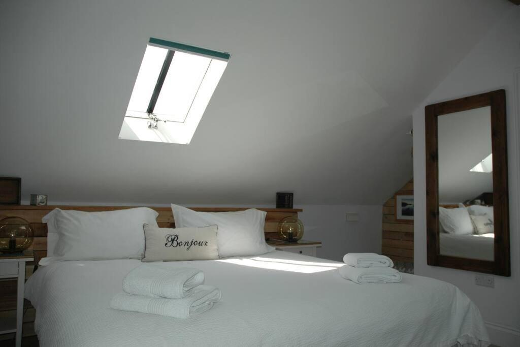 Cowslip Barn Annexe, Countryside Stay Near Chichester Zewnętrze zdjęcie