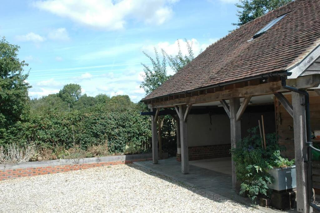 Cowslip Barn Annexe, Countryside Stay Near Chichester Zewnętrze zdjęcie